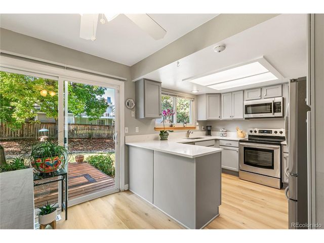 8971 Winrock St, Littleton, CO 80126