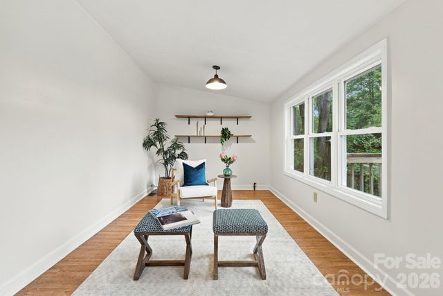 21 Balsam Avenue, Asheville, NC 28806
