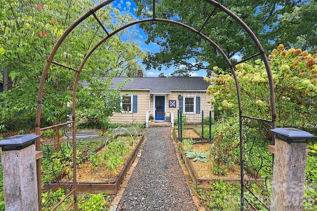 21 Balsam Avenue, Asheville, NC 28806
