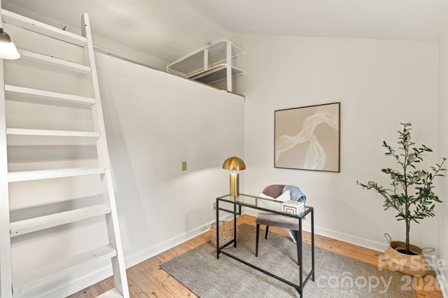 21 Balsam Avenue, Asheville, NC 28806