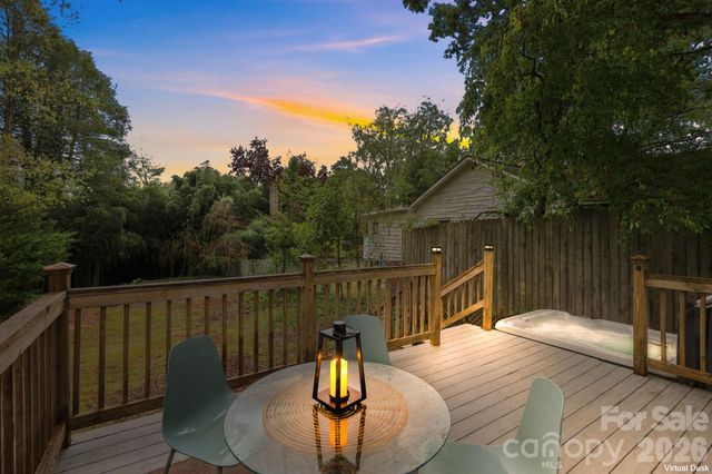 21 Balsam Avenue, Asheville, NC 28806