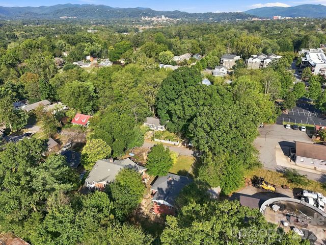 21 Balsam Avenue, Asheville, NC 28806