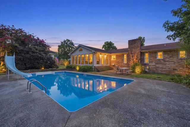 1232 Hall Drive, Bridgeport, AL 35740