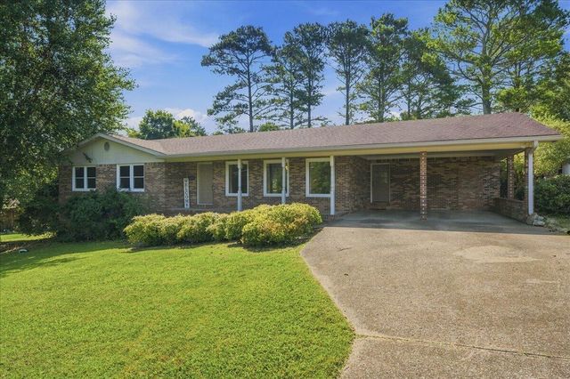 1232 Hall Drive, Bridgeport, AL 35740