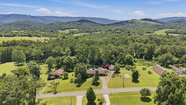 1232 Hall Drive, Bridgeport, AL 35740