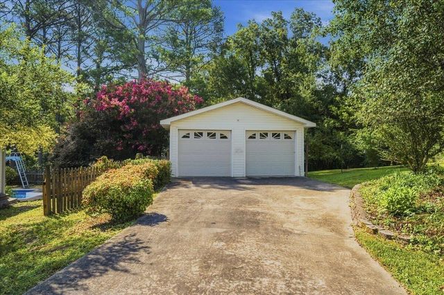 1232 Hall Drive, Bridgeport, AL 35740