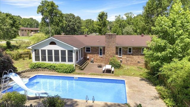 1232 Hall Drive, Bridgeport, AL 35740