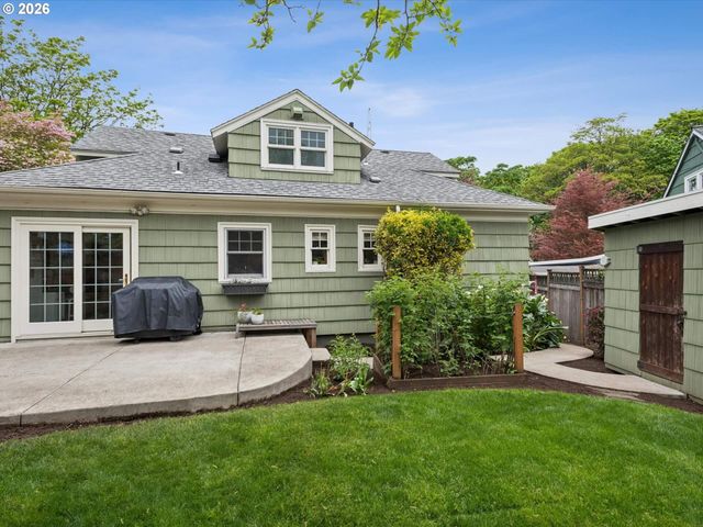 4124 Ne MULTNOMAH St, Portland, OR 97232