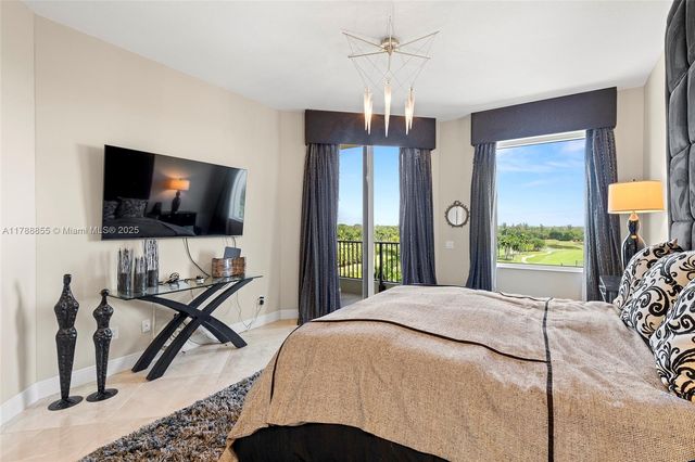 13621 Deering Bay Dr 601, Coral Gables, FL 33158