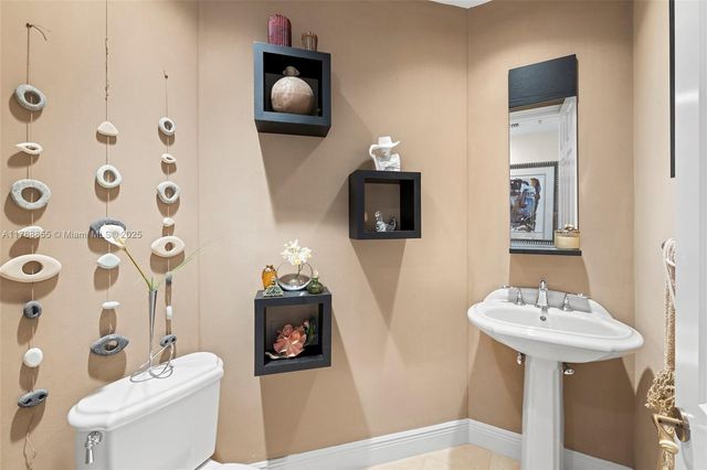 13621 Deering Bay Dr 601, Coral Gables, FL 33158