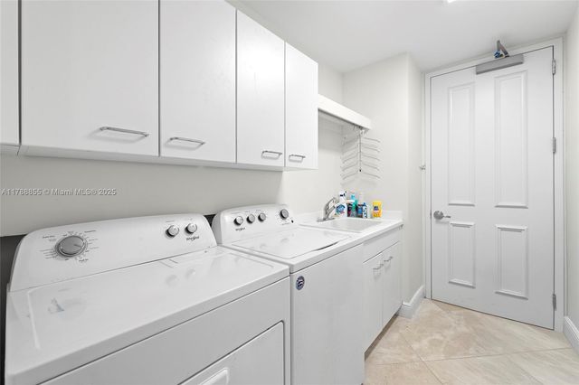 13621 Deering Bay Dr 601, Coral Gables, FL 33158