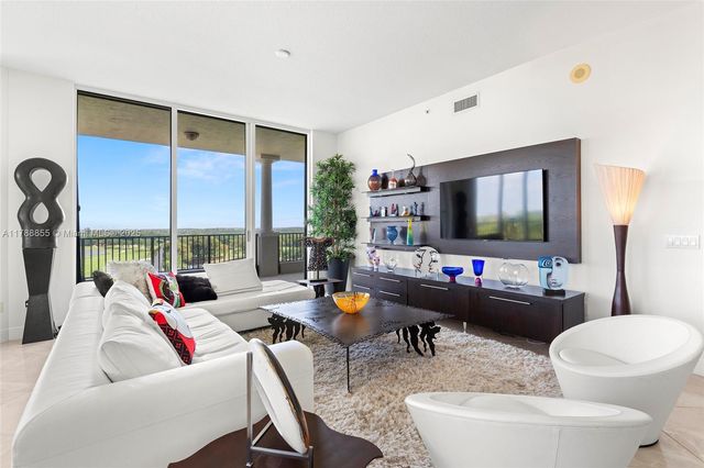 13621 Deering Bay Dr 601, Coral Gables, FL 33158