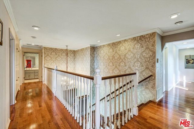 441 Audraine Drive, Glendale, CA 91202