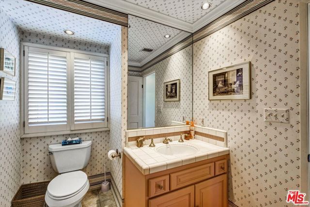 441 Audraine Drive, Glendale, CA 91202