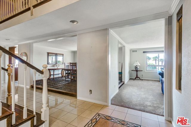 441 Audraine Drive, Glendale, CA 91202