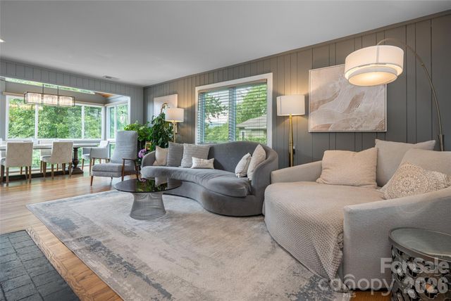 305 Lakewood Drive, Asheville, NC 28803