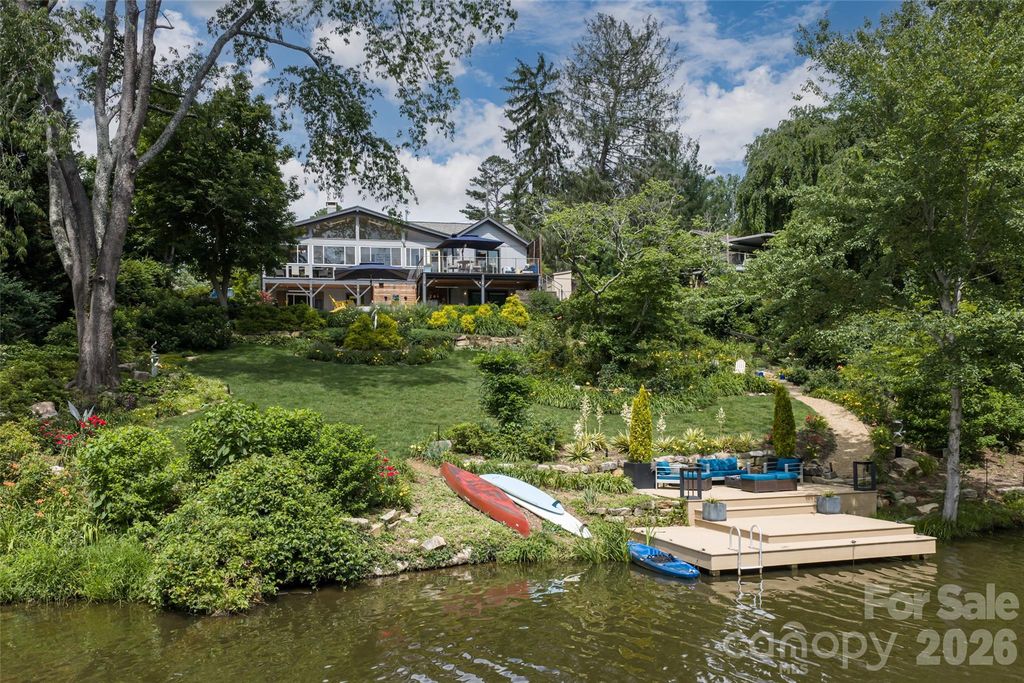 305 Lakewood Drive, Asheville, NC 28803