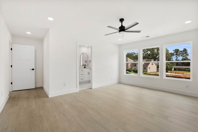 421 Ambiance Court, Spartanburg, SC 29301