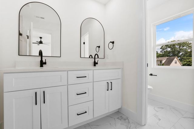 421 Ambiance Court, Spartanburg, SC 29301