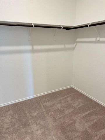 212 The Good WAY, Jarrell, TX 76537