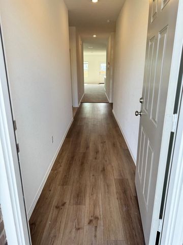 212 The Good WAY, Jarrell, TX 76537