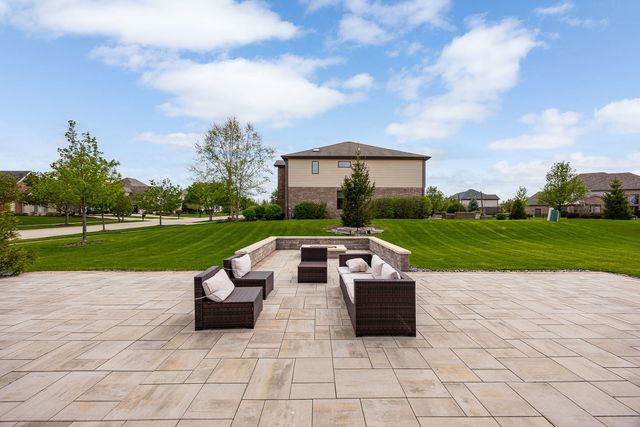 12317 Tahoe Lane, Mokena, IL 60448