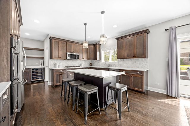 12317 Tahoe Lane, Mokena, IL 60448
