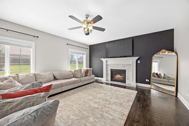 12317 Tahoe Lane, Mokena, IL 60448