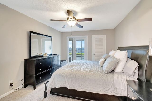 4049 Wolverton C, Boca Raton, FL 33434