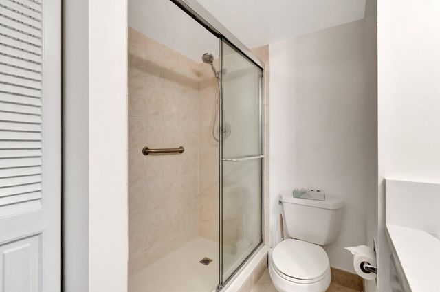 4049 Wolverton C, Boca Raton, FL 33434