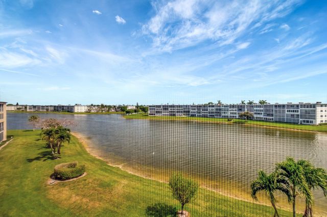 4049 Wolverton C, Boca Raton, FL 33434