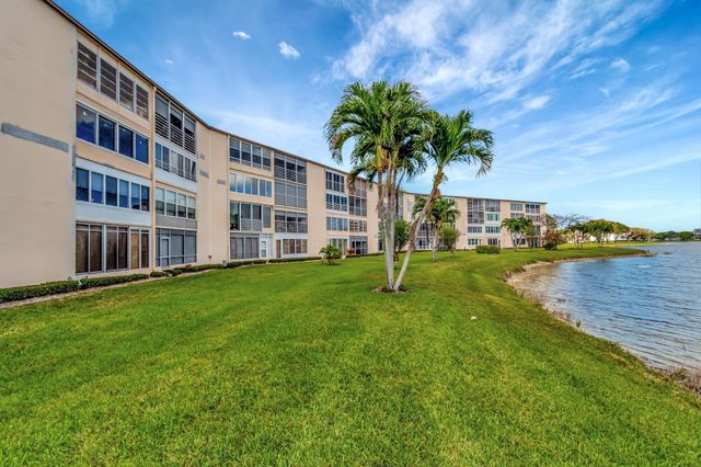4049 Wolverton C, Boca Raton, FL 33434