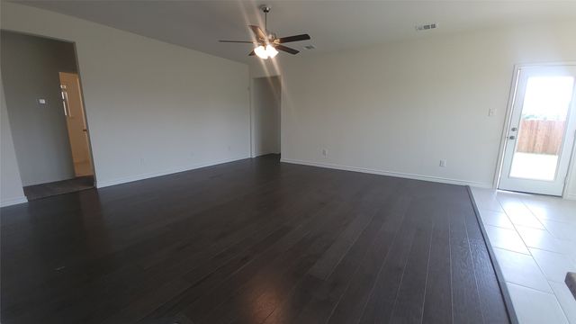 2900 Rose Heath Lane, Fort Worth, TX 76108