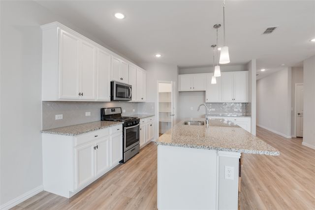 215 Hadley Lane, Fate, TX 75087
