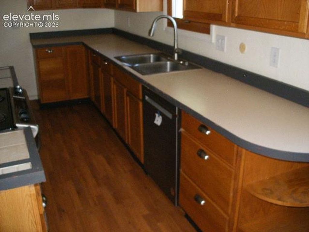 889 San Antonio Place, Colorado Springs, CO 80906 — photo 5