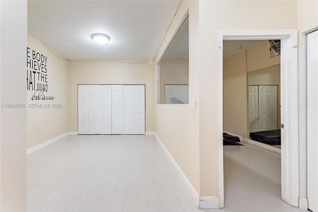 5869 NW 108th Pl, Doral, FL 33178