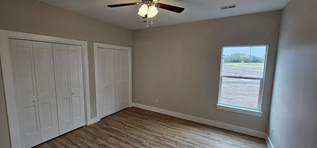 1621 Midway Ct., Valley Center, KS 67147