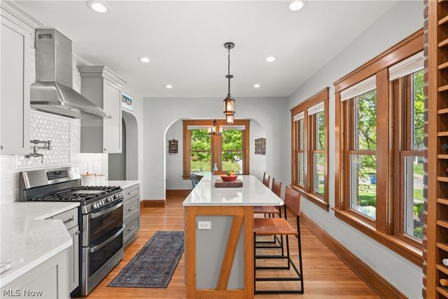 1503 Waterbury Road, Lakewood, OH 44107