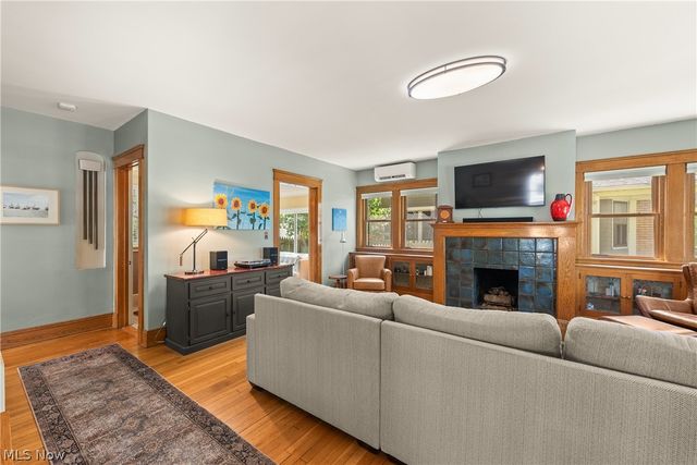 1503 Waterbury Road, Lakewood, OH 44107