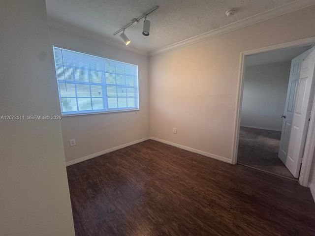 11600 SW 2nd Street 18108, Pembroke Pines, FL 33025
