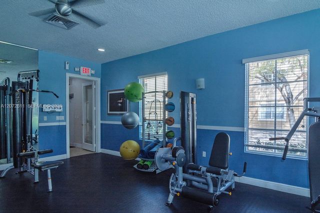 11600 SW 2nd Street 18108, Pembroke Pines, FL 33025