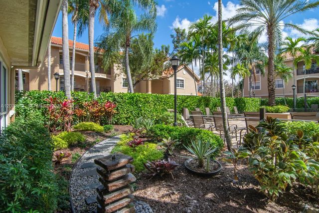 11600 SW 2nd Street 18108, Pembroke Pines, FL 33025