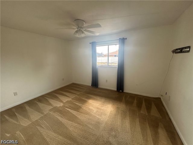 1228 SE 24th AVE B -right side, Cape Coral, FL 33990