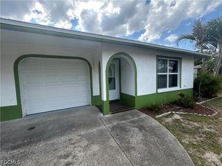 1228 SE 24th AVE B -right side, Cape Coral, FL 33990