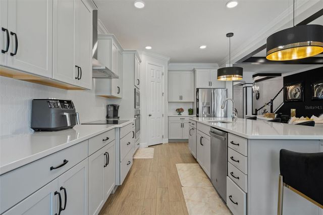 2534 CEDAR SHAKE COURT, Oviedo, FL 32765