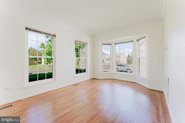 9717 GRANARY PL, Bristow, VA 20136