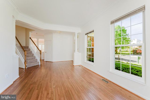 9717 GRANARY PL, Bristow, VA 20136