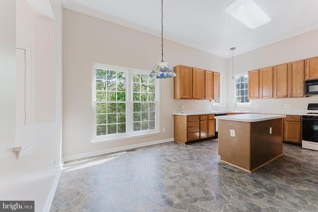 9717 GRANARY PL, Bristow, VA 20136