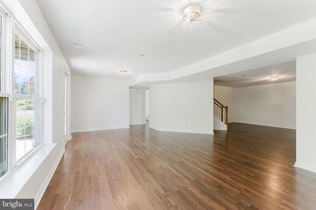 9717 GRANARY PL, Bristow, VA 20136