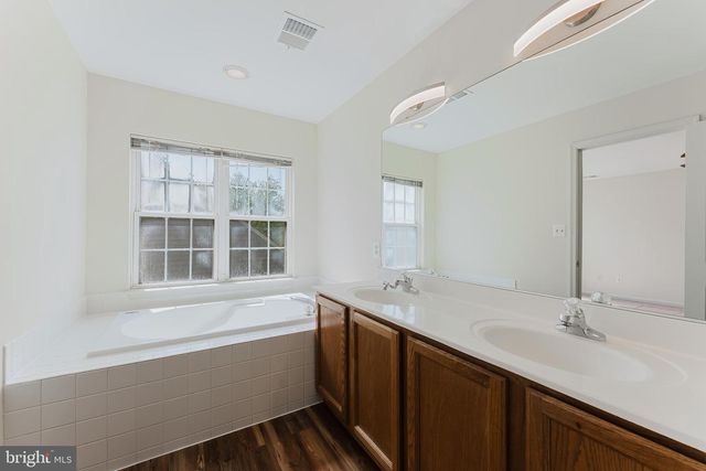 9717 GRANARY PL, Bristow, VA 20136